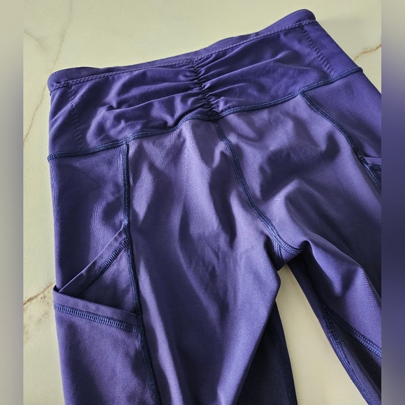 Lululemon Outrun Crop Workout Leggings Mesh Details Sz 6 Purple - Picture 8 of 14